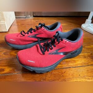 Men’s Brooks Ghost 14 Running Shoes Red Size 10